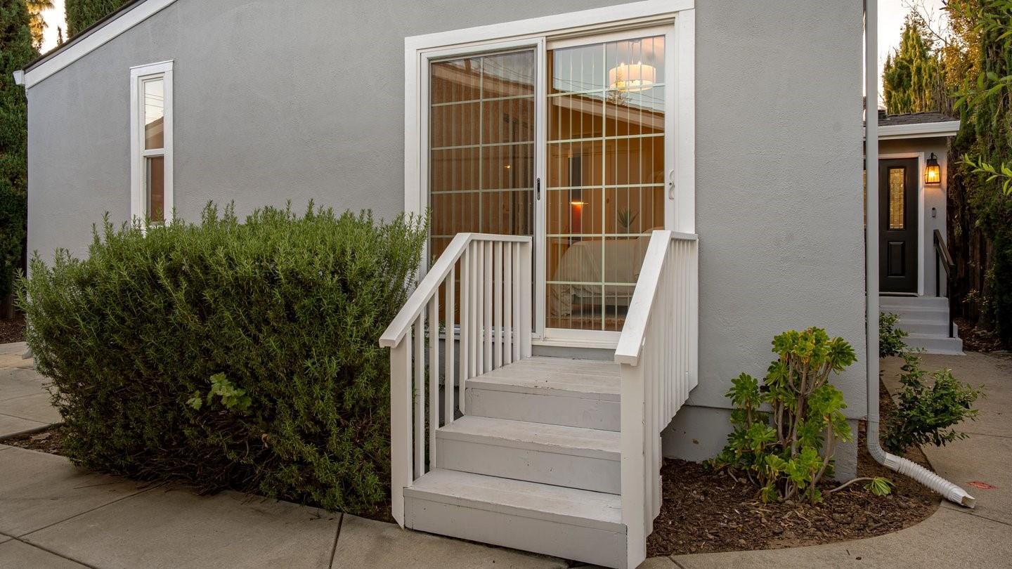 14355 La Rinconada Drive Los Gatos, CA 95032 - Photo 23 of 42 a view of potted plants in front of door