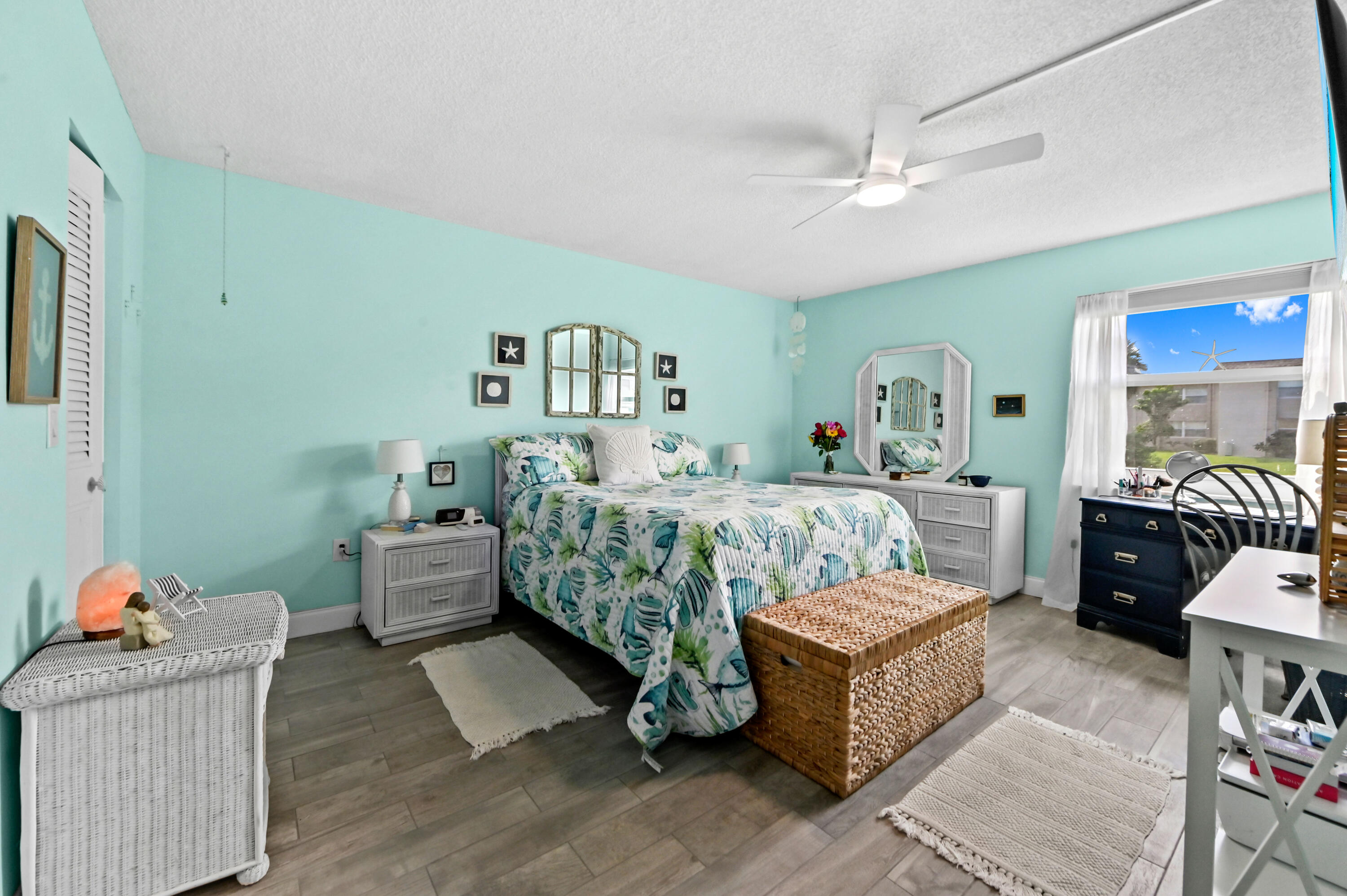 504 Davis Road, Unit 97 Palm Springs, FL 33461 - Photo 13 of 34 16 Bedroom 01