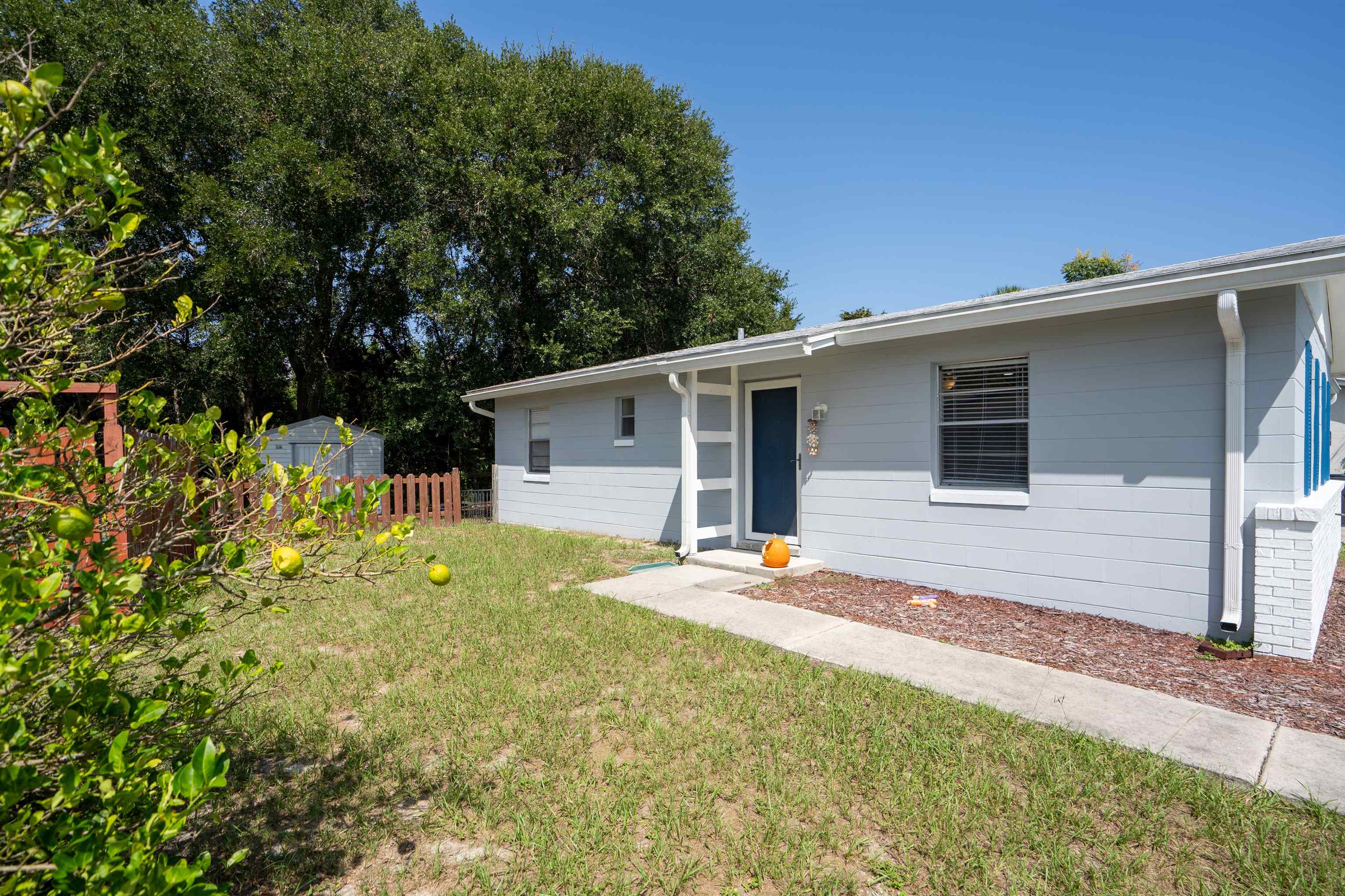 258 Costado Street St. Augustine, FL 32086 - Photo 2 of 39