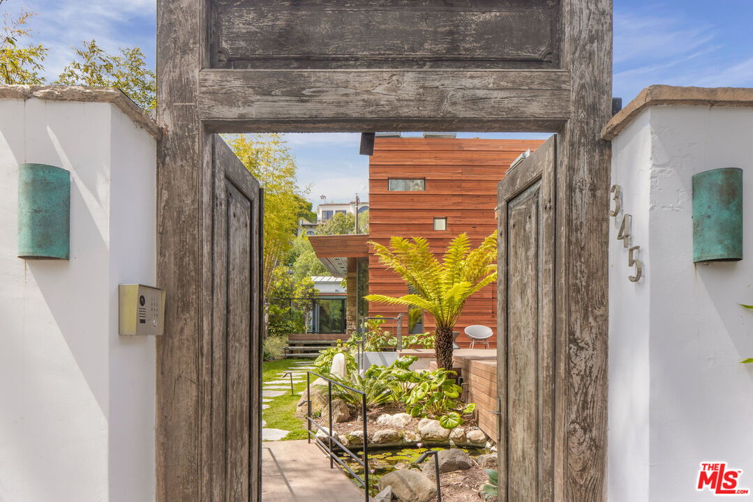345 West Channel Road Santa Monica, CA 90402 - Photo 2 of 35 a window in front of a house