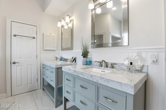 $1,895,000 | 14 Bayley Point Lane, Hilton Head Island, SC 29926