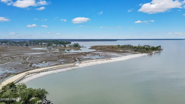 $1,895,000 | 14 Bayley Point Lane, Hilton Head Island, SC 29926