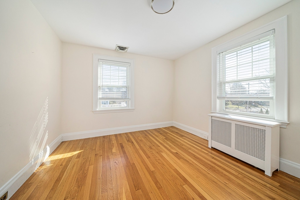 93 Lincoln Road Medford, MA 02155 - Photo 23 of 32