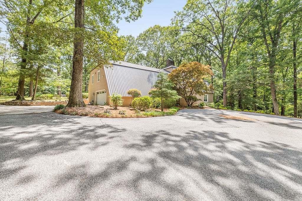 8569 Jefferson Road Commerce, GA 30529 - Photo 4 of 68 Gallery Image 4