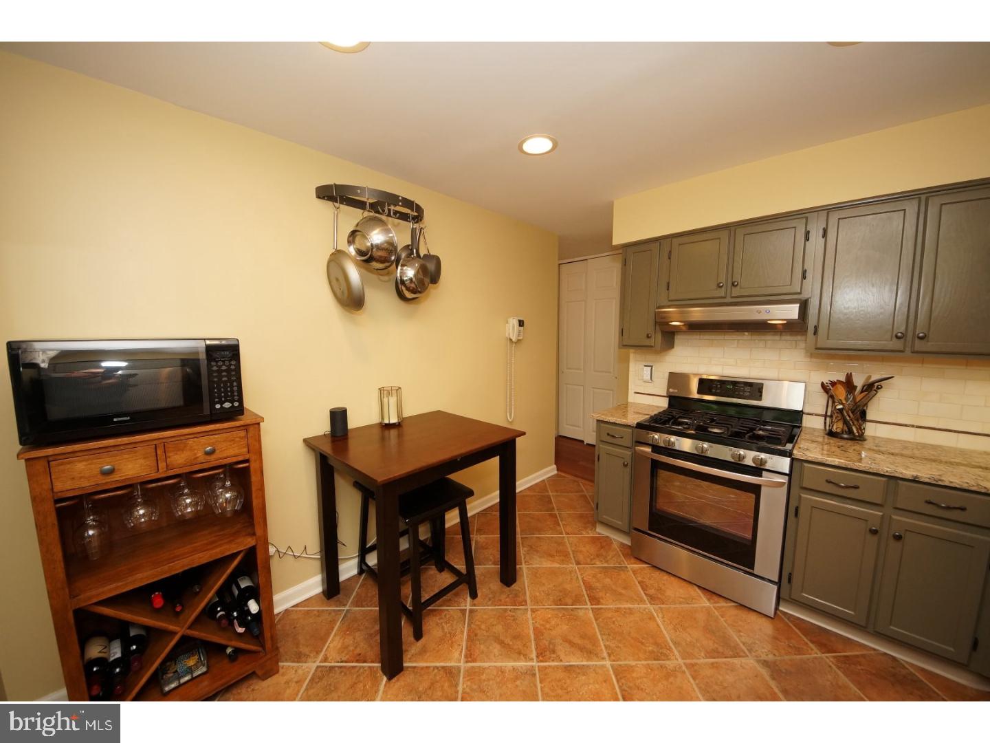 3 Spruce Road Hightstown, NJ 08520 - Photo 11 of 25 Gallery Image 11