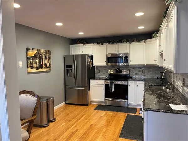 $395,000 | 9504 Sundance Drive, Bridgeville, PA 15017