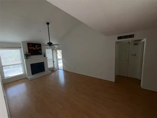 $1,270 | 7950 North Stadium Drive, Unit 194, Houston, TX 77030