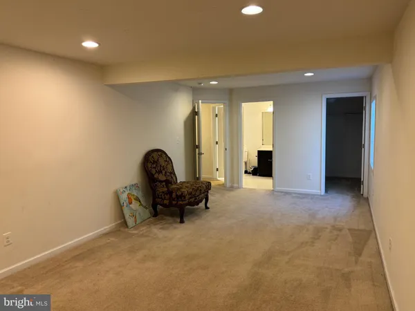 a view of a livingroom with furniture