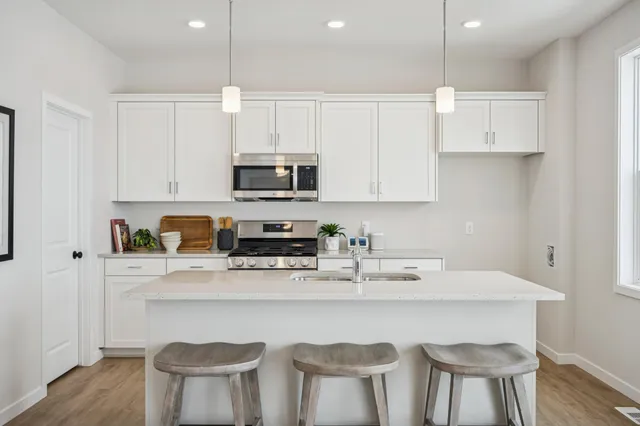 $499,950 | 9615 46th Street Northeast, St. Michael, MN 55376