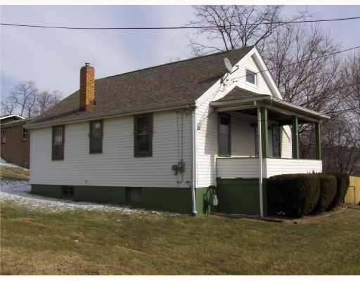 611 Lincoln/case Street Rochester, PA 15074 - Photo 1 of 8 Exterior Front.