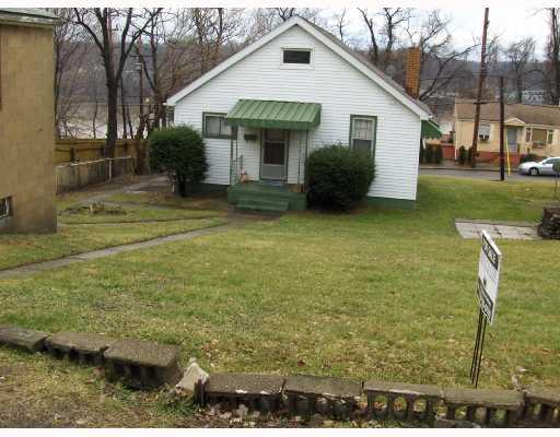 611 Lincoln/case Street Rochester, PA 15074 - Photo 2 of 8 Other.