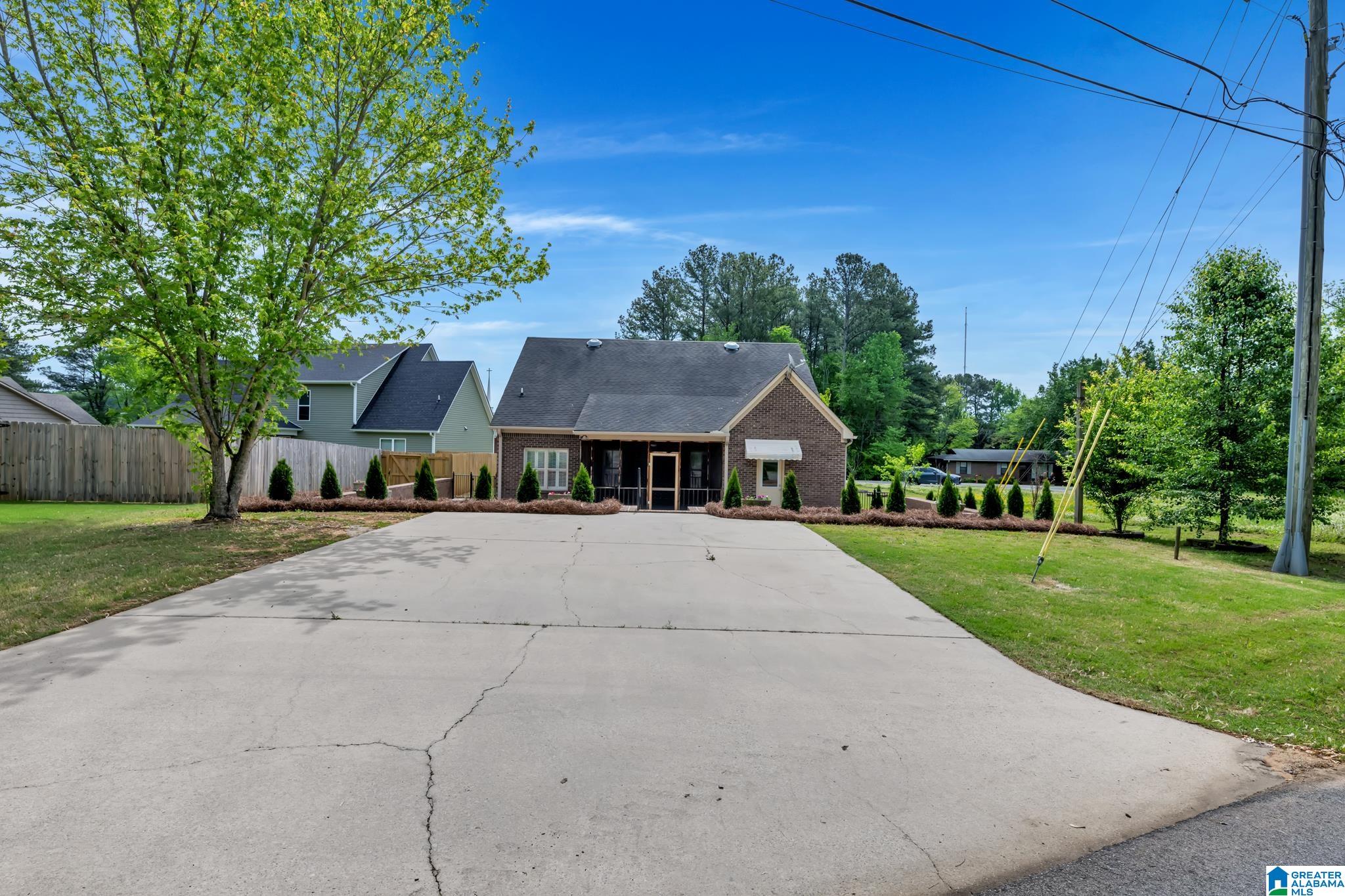 900 Park Avenue Oneonta, AL 35121 - Photo 30 of 31