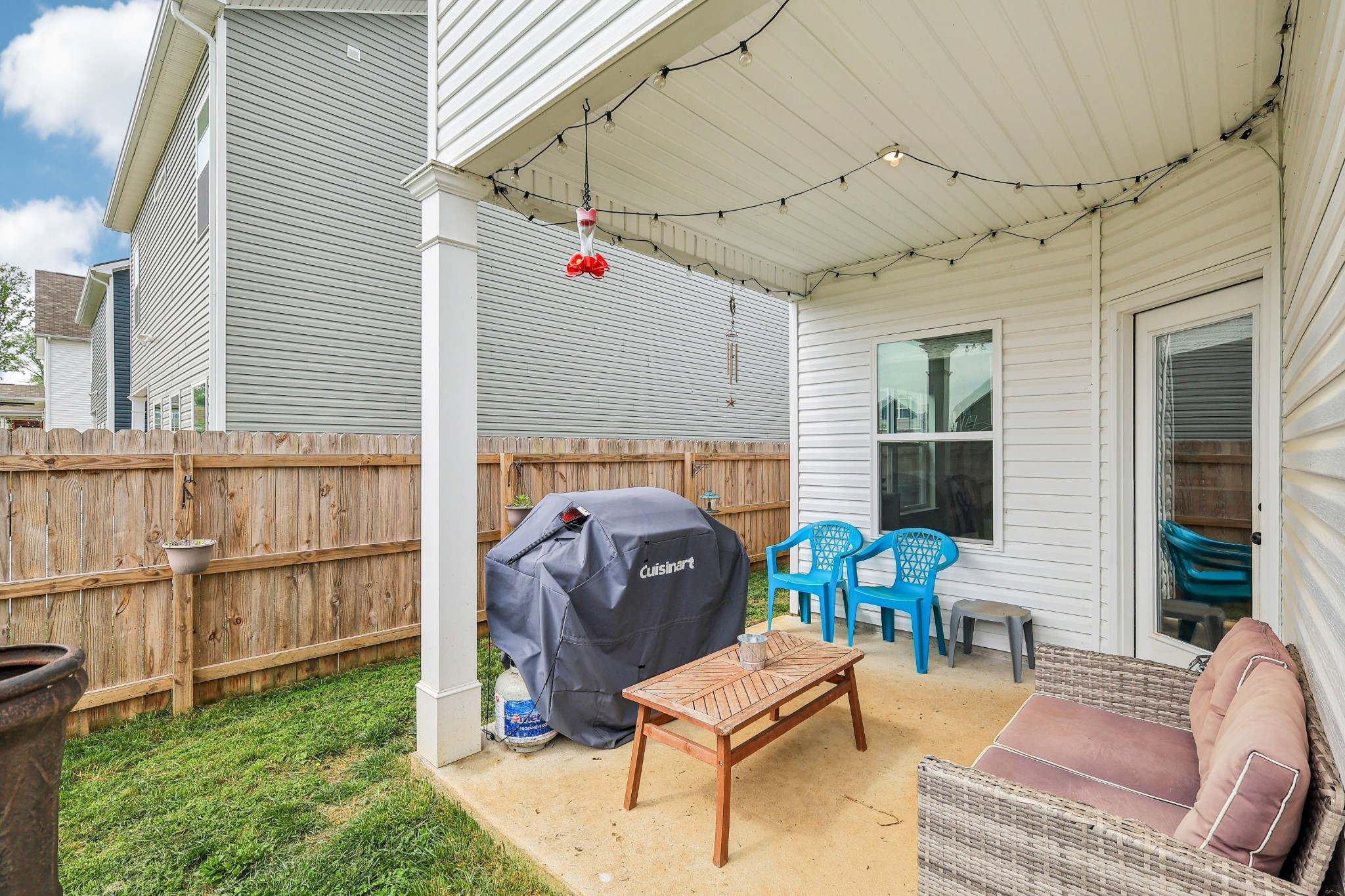 211 Hanson Lane Columbia, TN 38401 - Photo 28 of 35 a outdoor living space with furniture