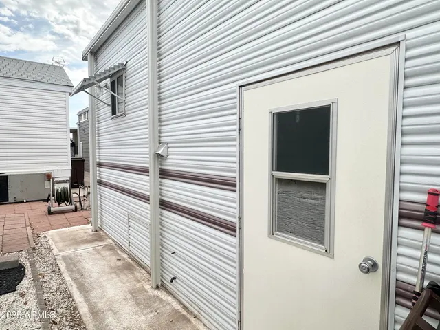 $145,900 | 117 Kaolin Drive, Unit 117, Apache Junction, AZ 85119