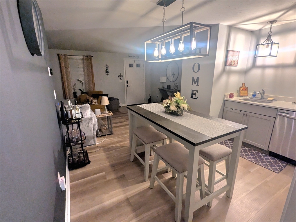 47 Berrington Road, Unit 47 Leominster, MA 01453 - Photo 9 of 14