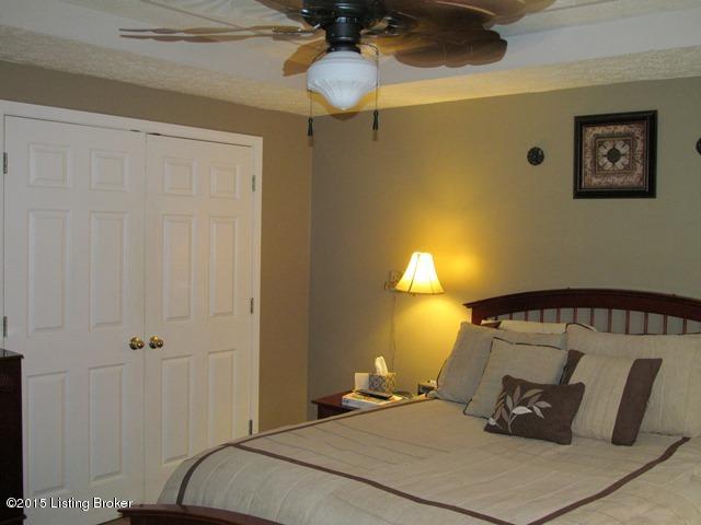 6829 Fenway Road Louisville, KY 40258 - Photo 11 of 13 10