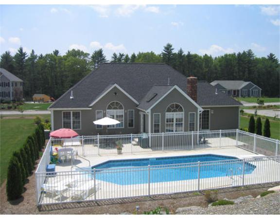 409 Mohawk Road Raynham, MA 02767 - Photo 3 of 9 Gallery Image 3