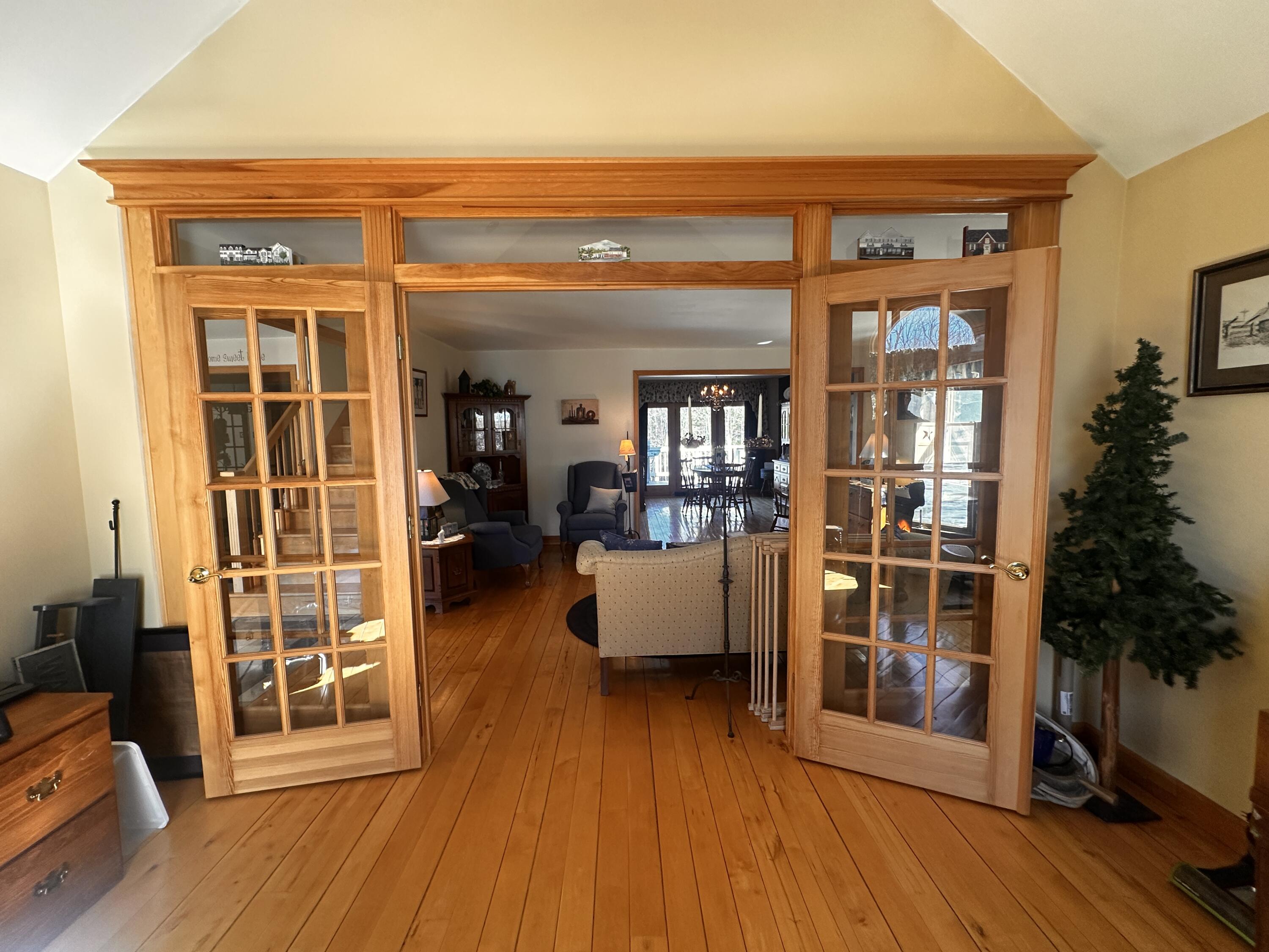 88 Sweet Road Lincoln, ME 04457 - Photo 4 of 35