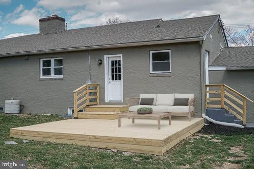 503 South Providence Road Wallingford, PA 19086 - Photo 25 of 28 Wonderful Platform Deck