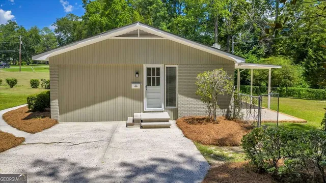 $2,200 | 215 Brookwood Drive, Dublin, GA 31021
