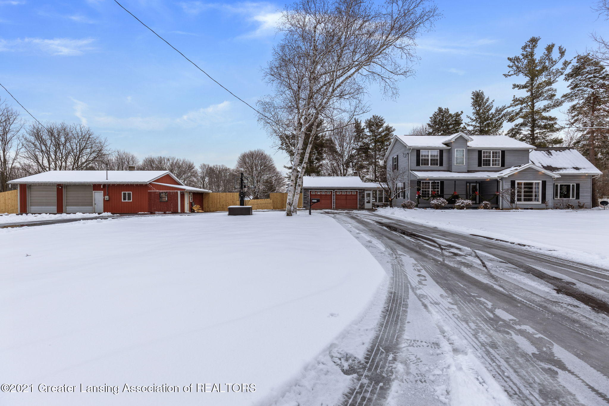 14645 Airport Road Lansing, MI 48906 - Photo 25 of 35 Front of Home