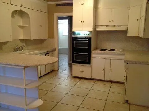 $1,050 | 1713 23rd Street, Lubbock, TX 79411