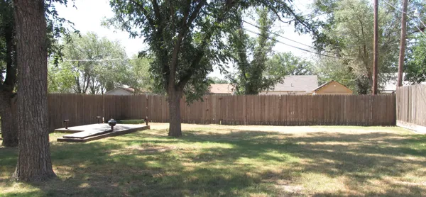 $1,050 | 1713 23rd Street, Lubbock, TX 79411
