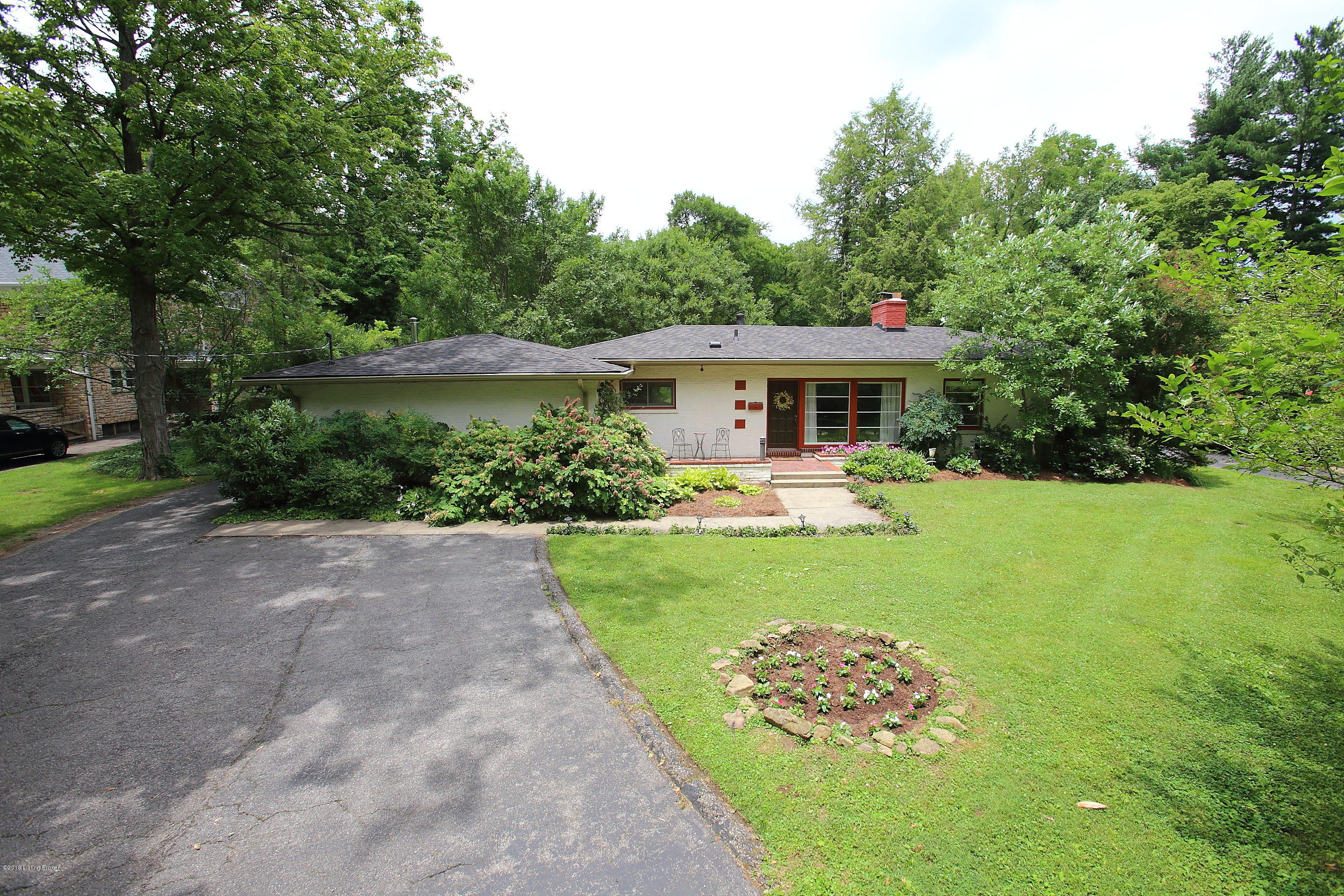 3311 Lexington Road Louisville, KY 40206 - Photo 1 of 68 Front