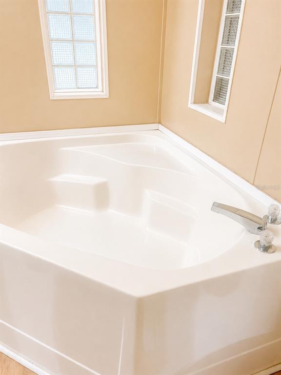 36910 Sunshine Road Zephyrhills, FL 33541 - Photo 13 of 21 Gallery Image 13