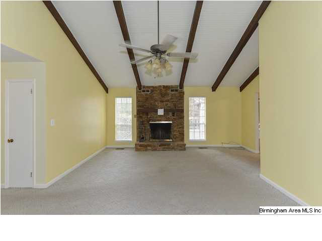 1265 Bennett Drive Alabaster, AL 35007 - Photo 2 of 32