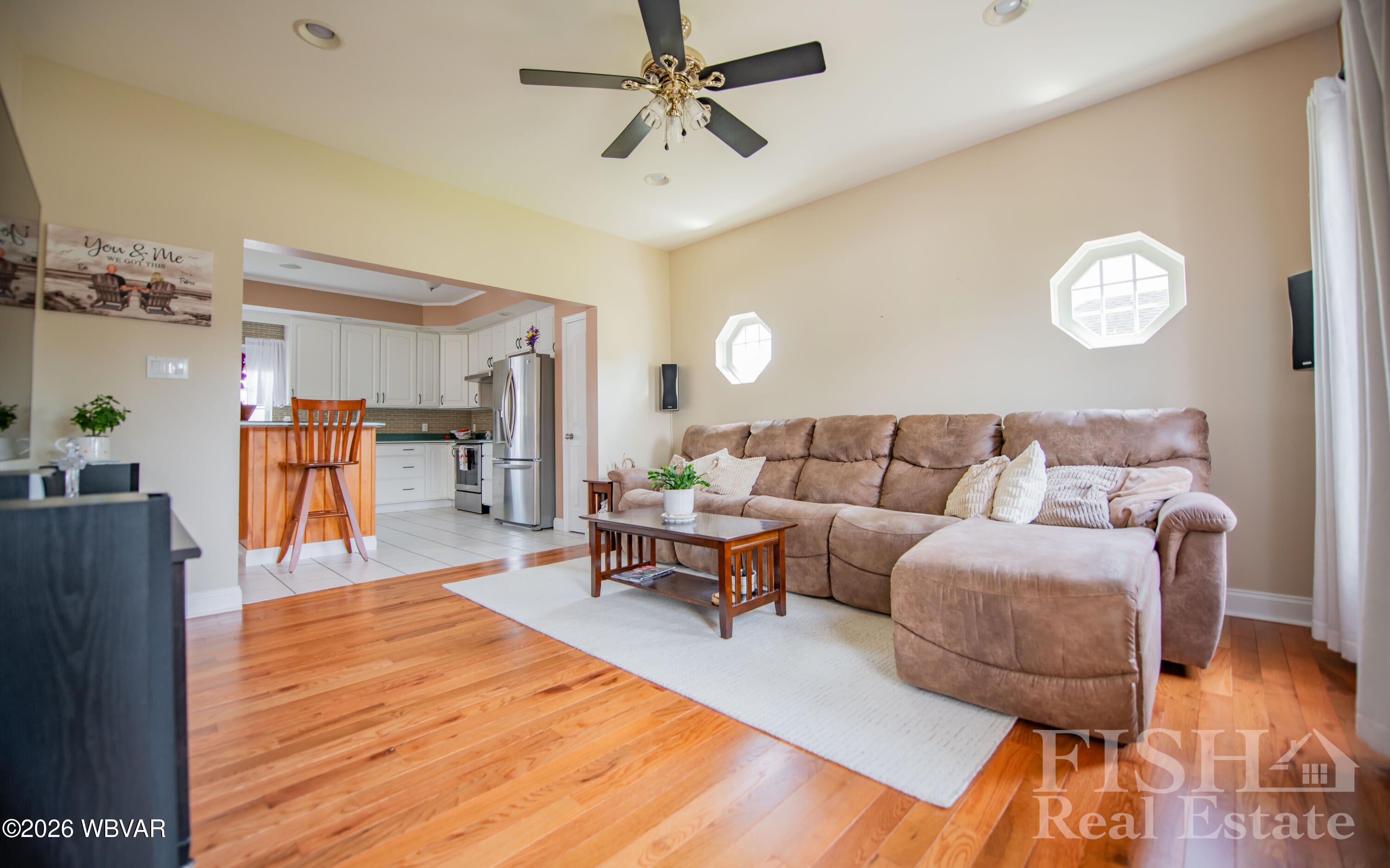 Living Room (2)