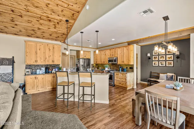 $1,100,000 | 7507 Deville Lane, Flagstaff, AZ 86004