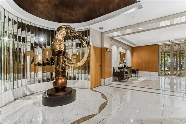 $5,800 | 111 East Chestnut Street, Unit 22K, Chicago, IL 60611