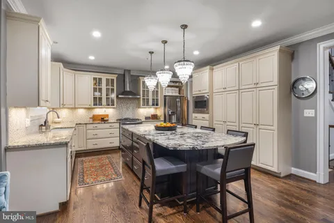 $1,898,000 | 9210 Bulls Run Parkway, Bethesda, MD 20817