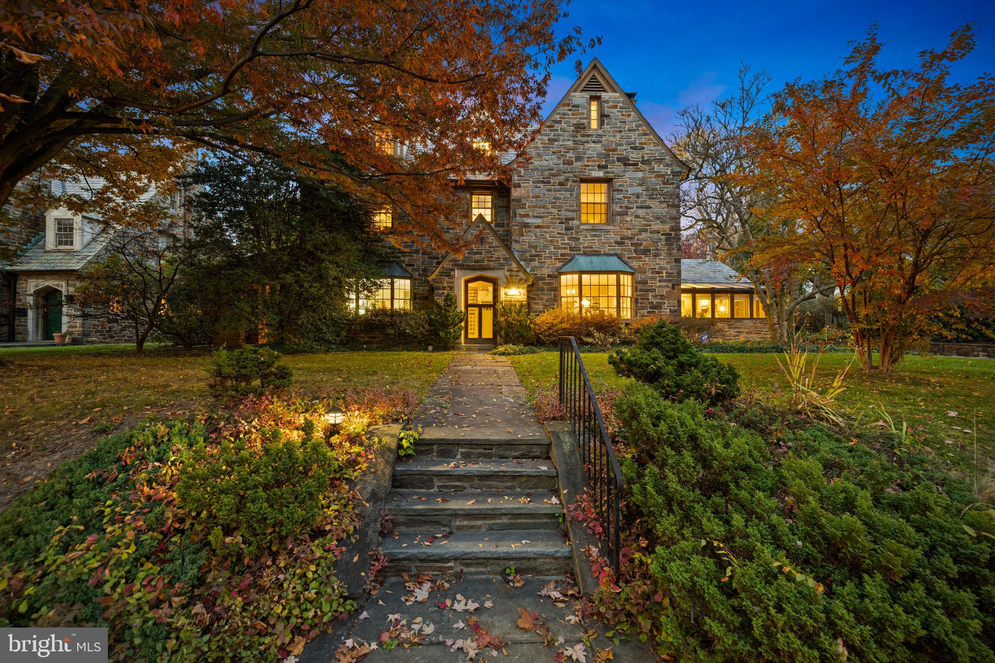 6 East Highfield Road Baltimore, MD 21218 - Photo 2 of 76