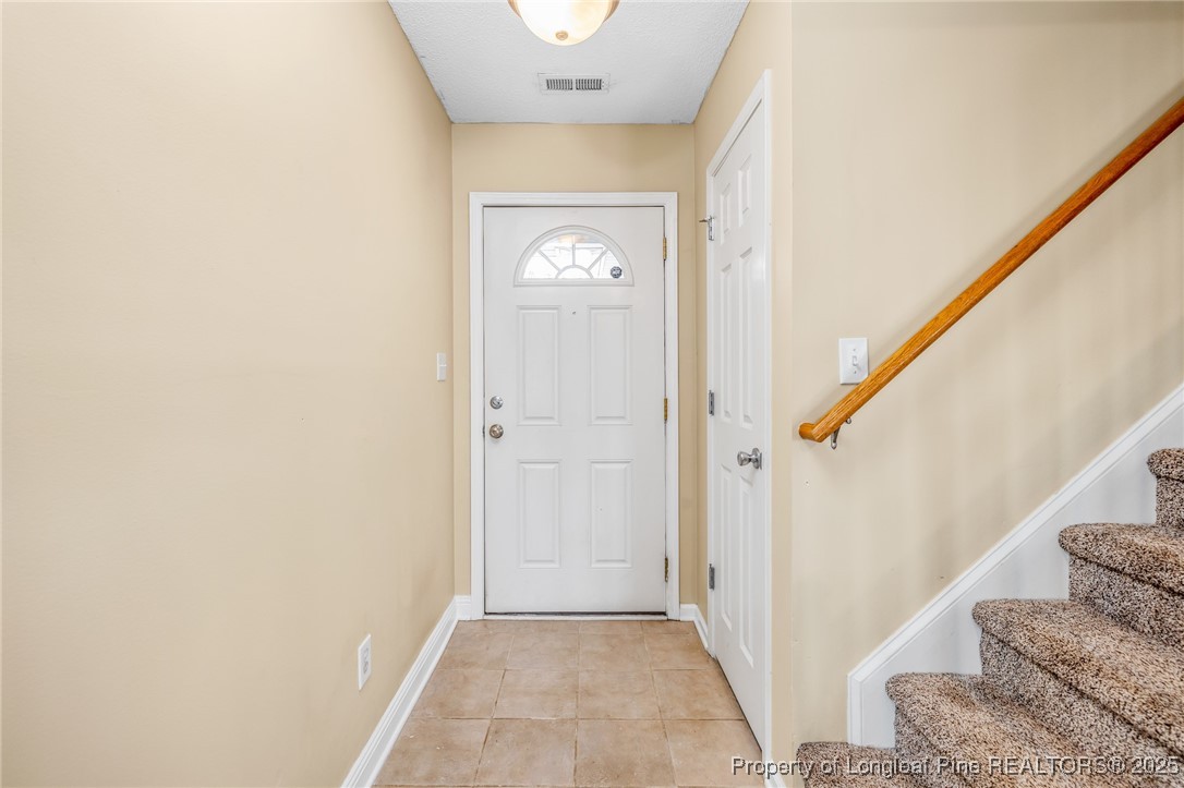 817 Bramblegate Road Hope Mills, NC 28348 - Photo 3 of 35 Gallery Image 3