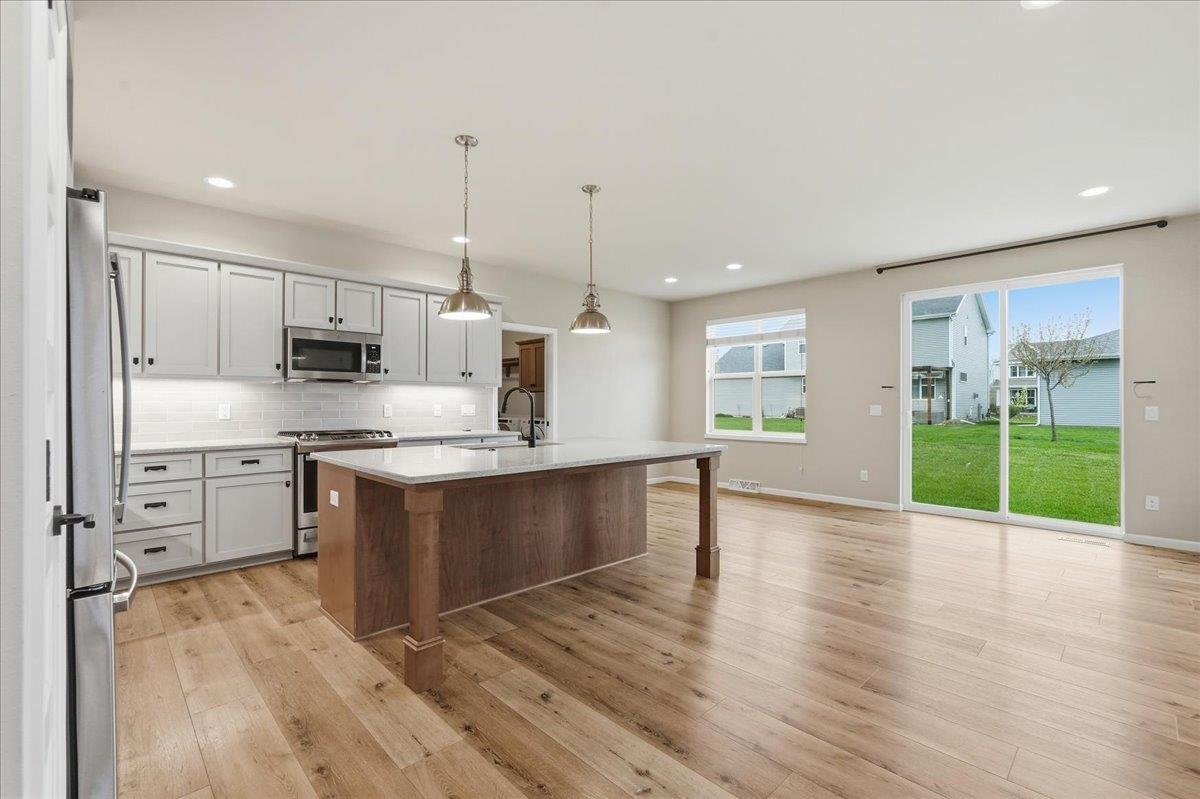 2344 Butterfly Circle Sun Prairie, WI 53590 - Photo 13 of 50