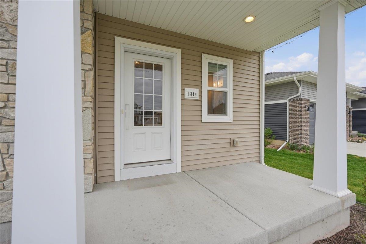 2344 Butterfly Circle Sun Prairie, WI 53590 - Photo 5 of 50