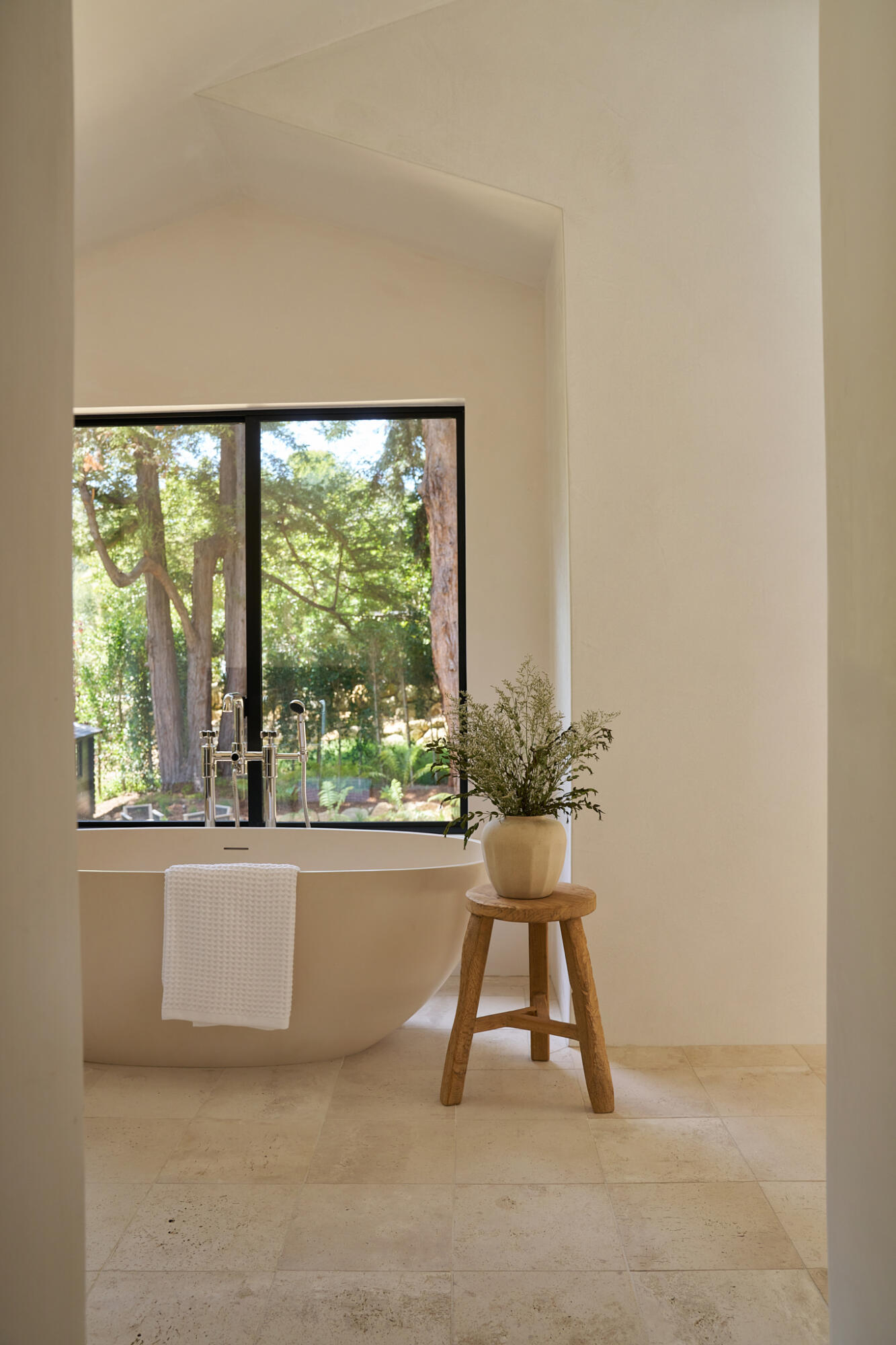 921 El Rancho Road Santa Barbara, CA 93108 - Photo 16 of 33 Primary Bathroom