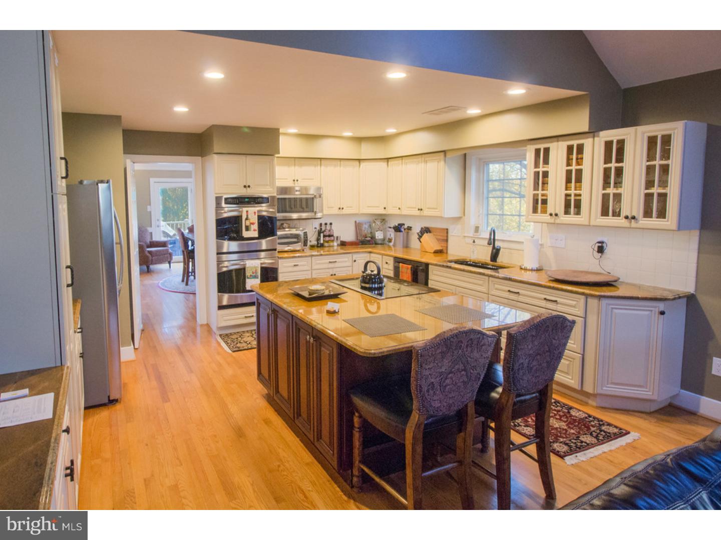 405 Brighton Road Devon, PA 19333 - Photo 4 of 21 Kitchen