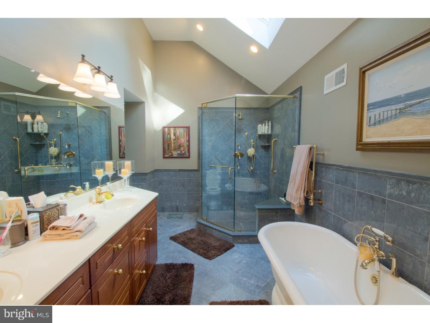405 Brighton Road Devon, PA 19333 - Photo 10 of 21 Master Bathroom