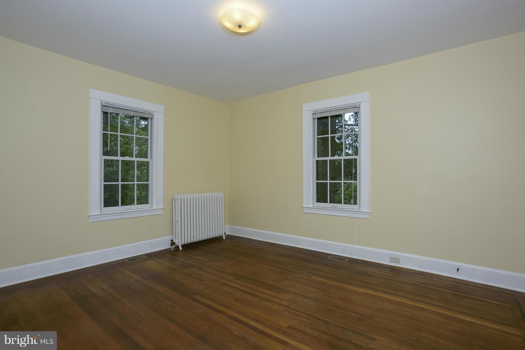 516 Stamford Road Baltimore, MD 21229 - Photo 17 of 30 Bedroom