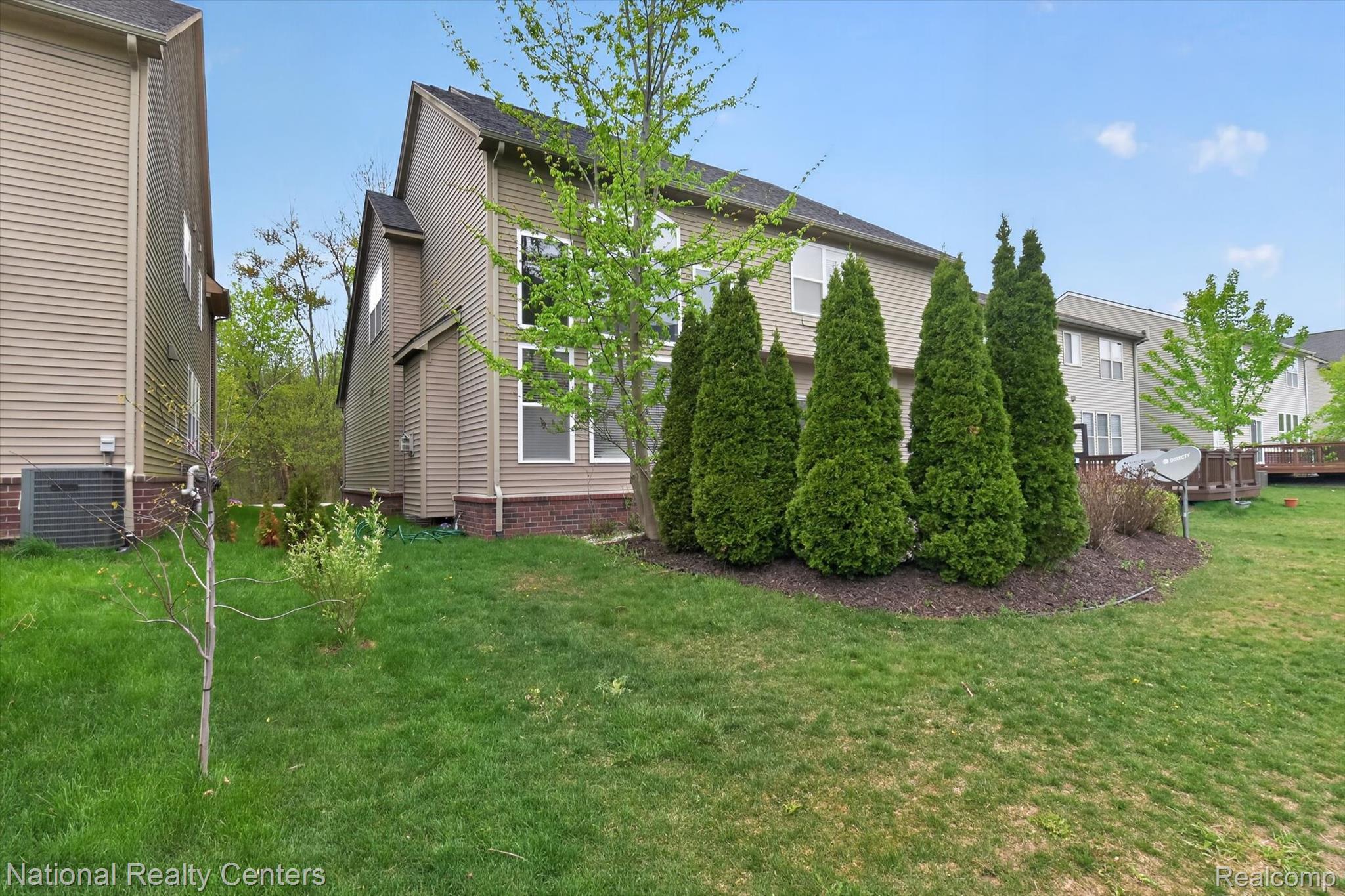27412 Victoria Road Novi, MI 48374 - Photo 44 of 61 50-27412-Victoria-Rd-WindowStill-Photography.jpg