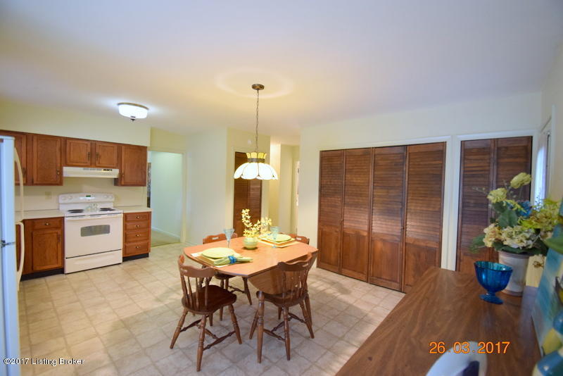 3740 Rouge Way Louisville, KY 40218 - Photo 20 of 41 DSC_0297