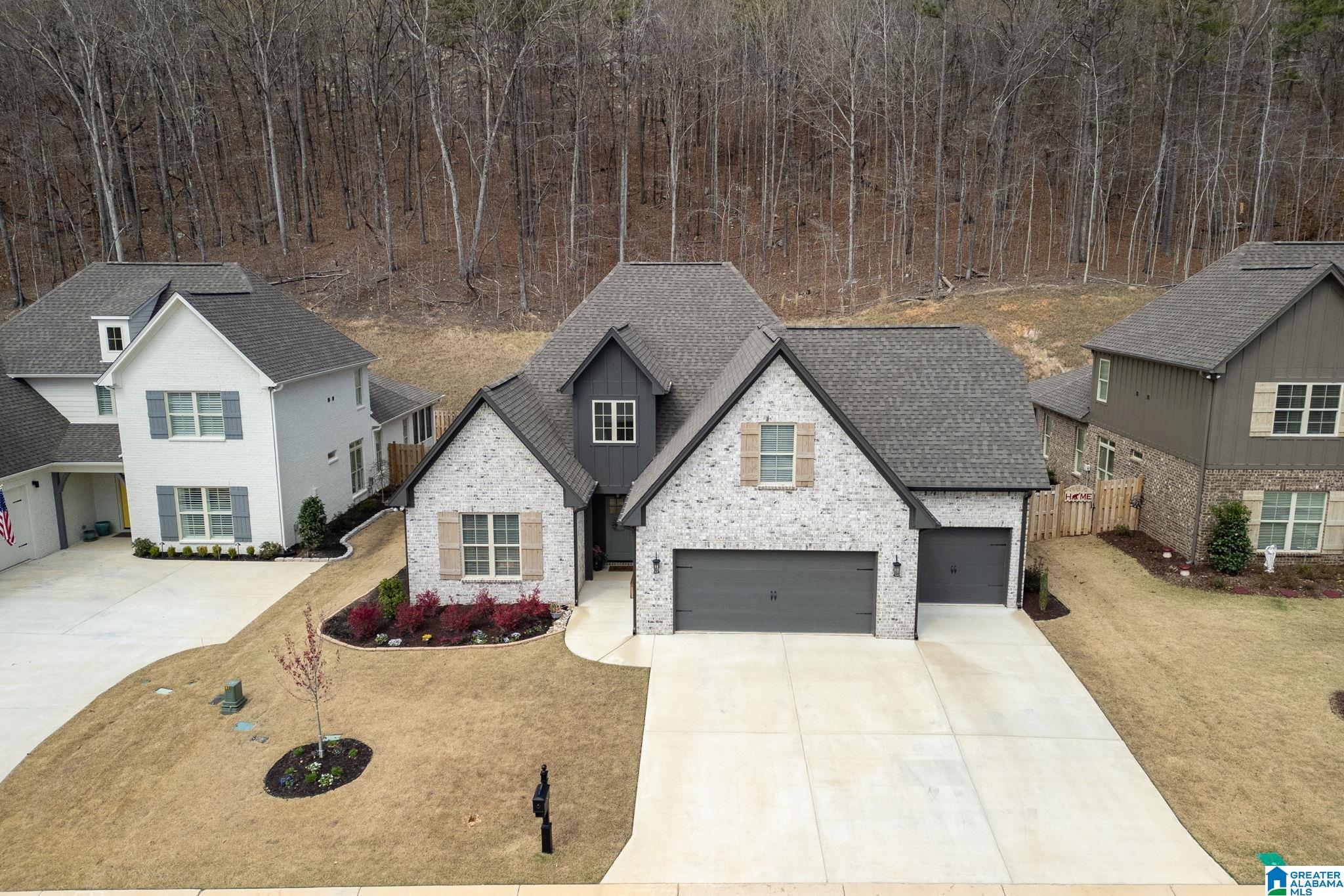 333 Kinross Circle Pelham, AL 35124 - Photo 3 of 44