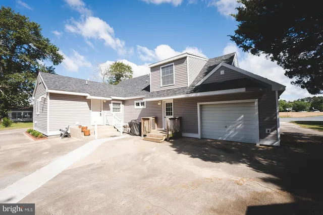 $339,000 | 25711 Delmar Road, Mardela Springs, MD 21837