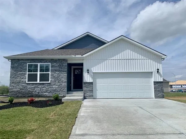 $404,990 | 21725 South Madison Street, Spring Hill, KS 66083