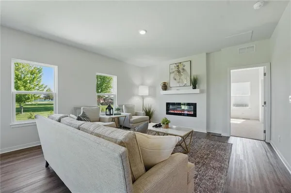 $397,990 | 21725 South Madison Street, Spring Hill, KS 66083