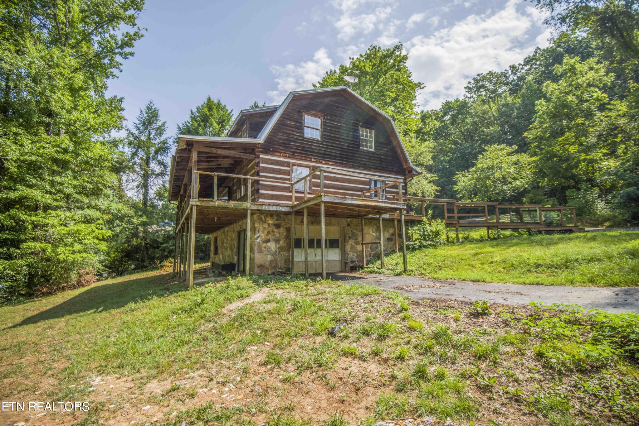 2151 Sugar Grove Valley Road Harriman, TN 37748 - Photo 31 of 49 Gallery Image 31