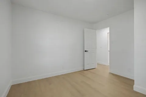 $284,500 | 131 Lakeside Drive, Columbia, TN 38401